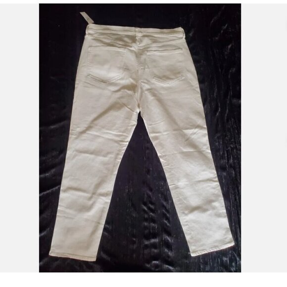 GAP High Rise Vintage Slim Distressed Jeans WHITE Size 8/29 SHORT - Picture 6 of 6